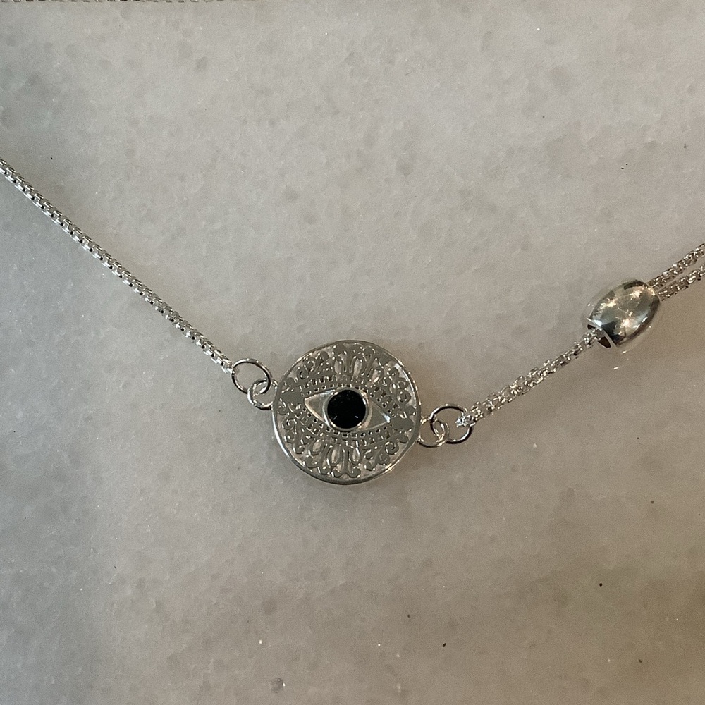 Alex and Ani Silver Tone Round Eye Pendant Bracelet with Blue Center, Brand New - Picture 2 of 2